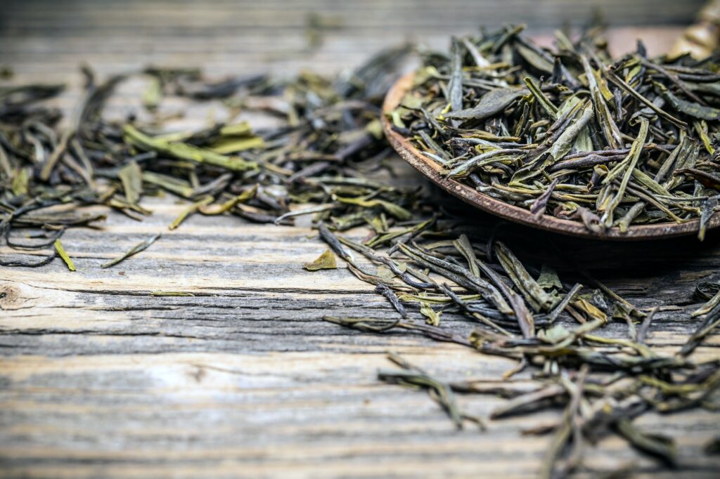 tea around the round-green tea loose leaves