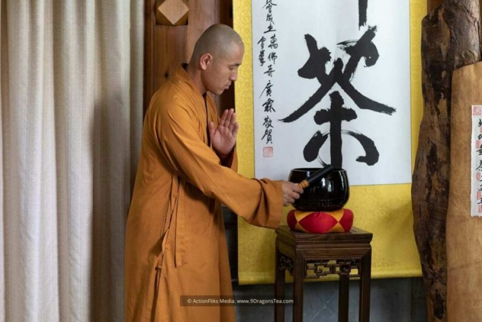 featured image chinese tea rituals zen tea ceremony buddhist monk striking gong